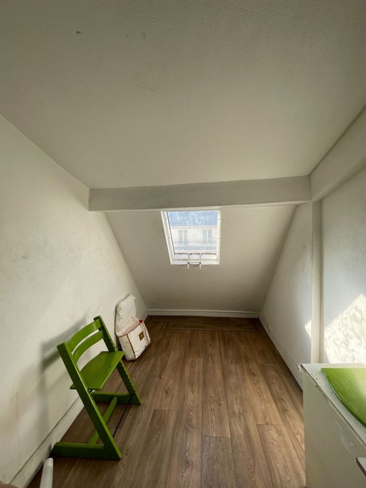 chambre de service 1 pièce en vente sur PARIS (75010)