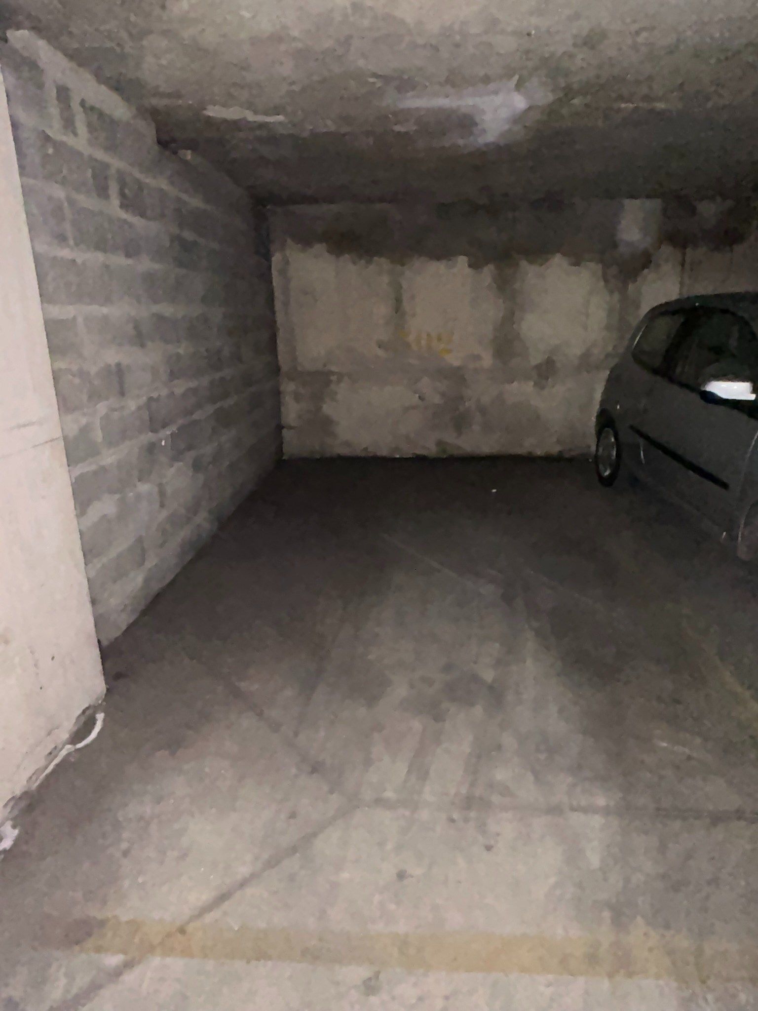 Vente Parking intérieur 11.3&nbsp;m² Paris 20