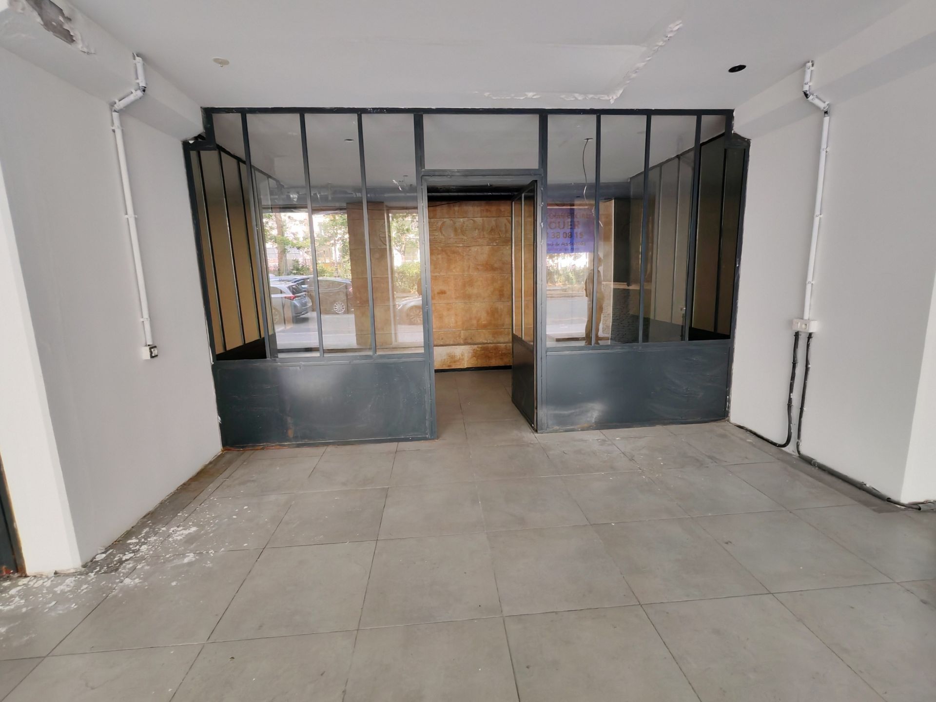 Location Commerce 148&nbsp;m² Paris 11