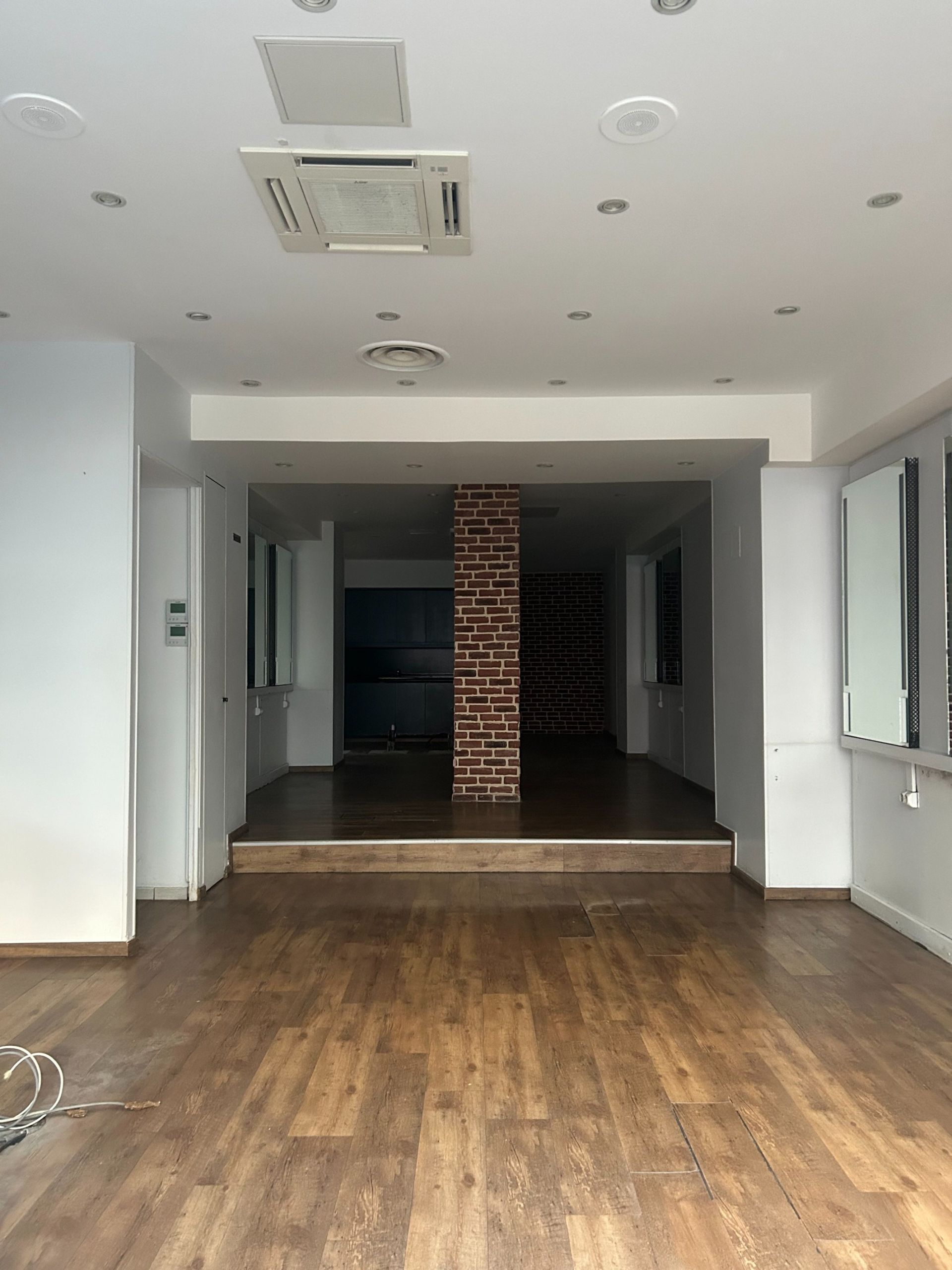 Location Commerce 76&nbsp;m² Paris 17