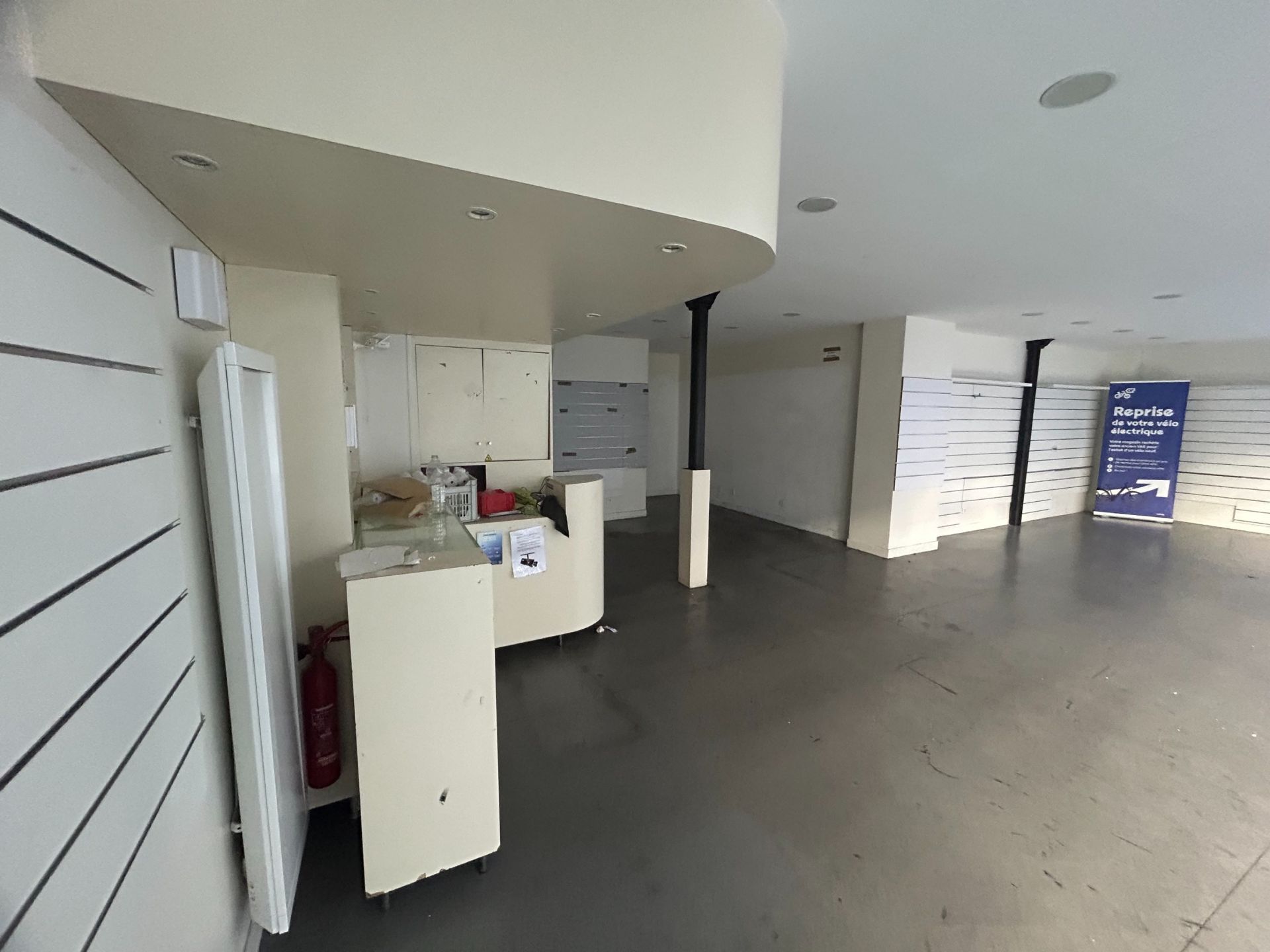 Location Commerce 72.75&nbsp;m² Paris 11