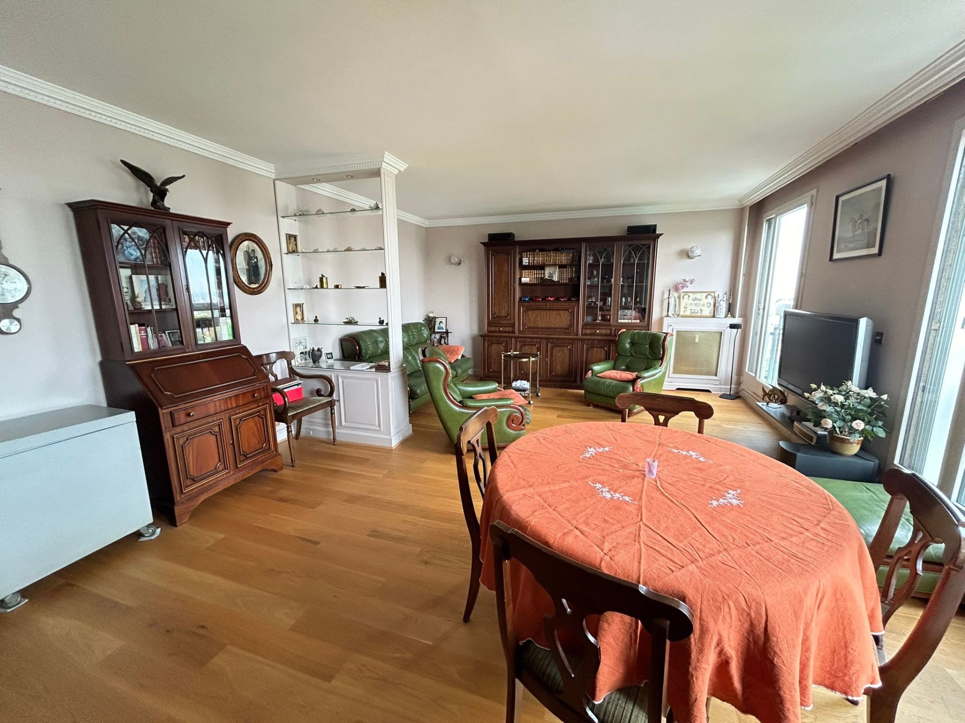Vente Appartement 4&nbsp;Pièces 77.04&nbsp;m² Paris 19