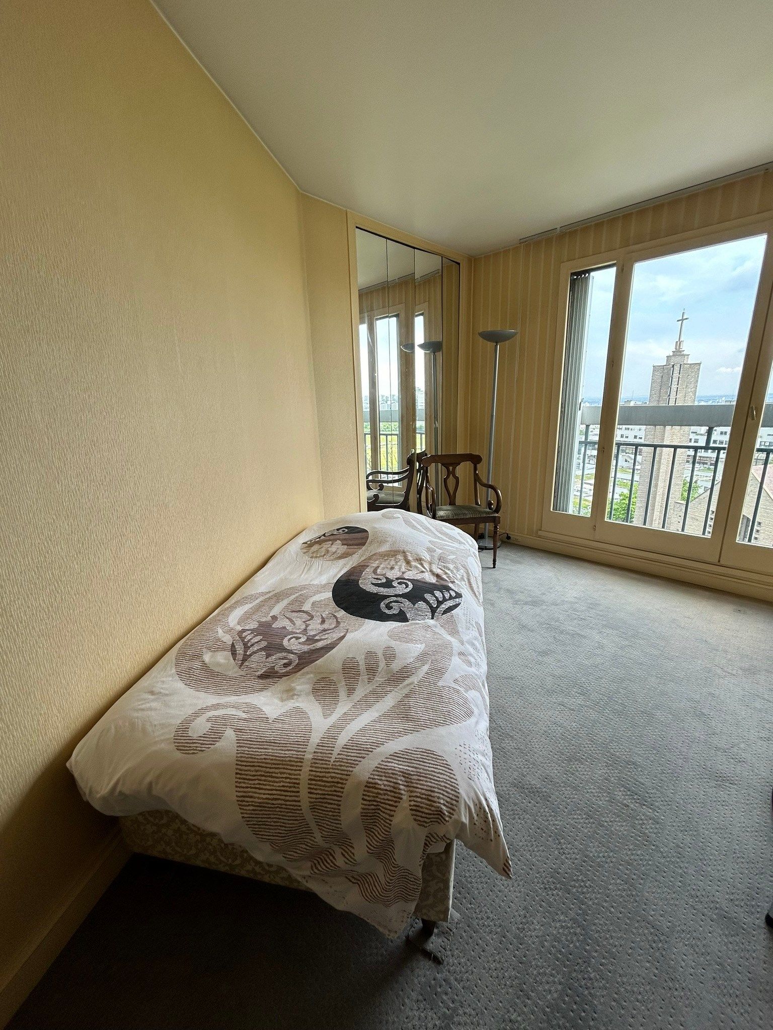Vente Appartement 4&nbsp;Pièces 77.04&nbsp;m² Paris 19