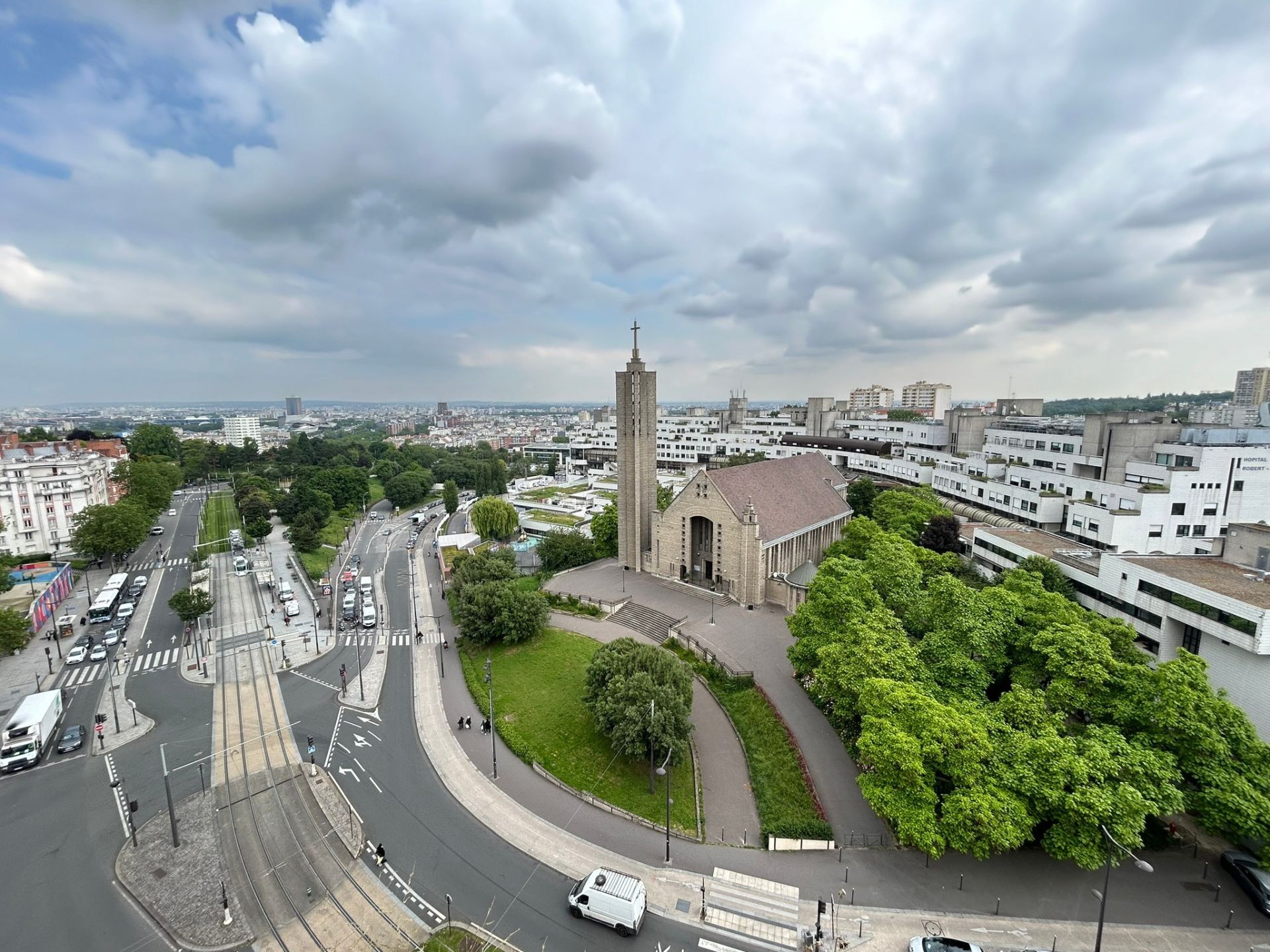 Vente Appartement 4&nbsp;Pièces 77.04&nbsp;m² Paris 19