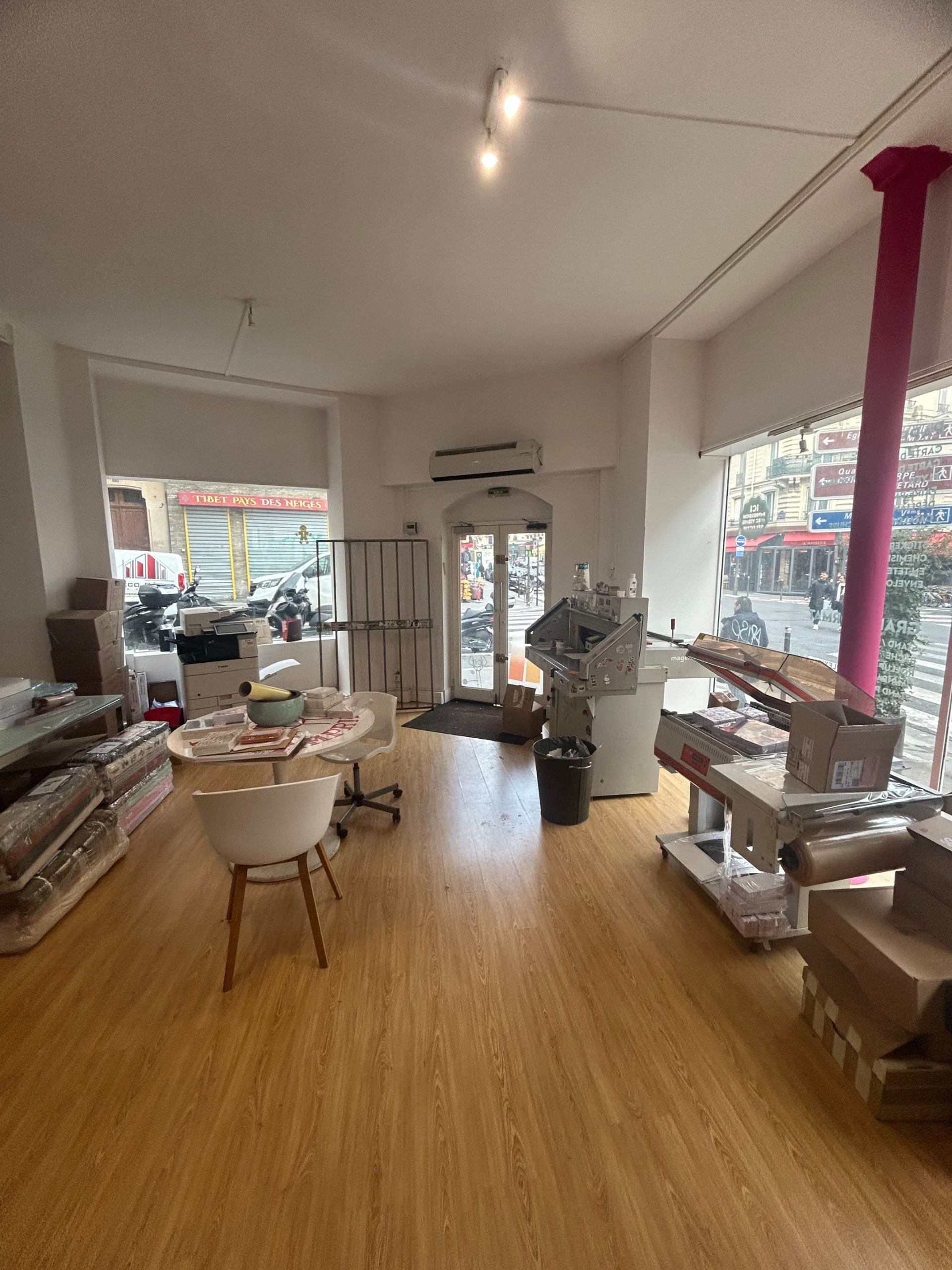 Location Commerce 102.37&nbsp;m² Paris 5