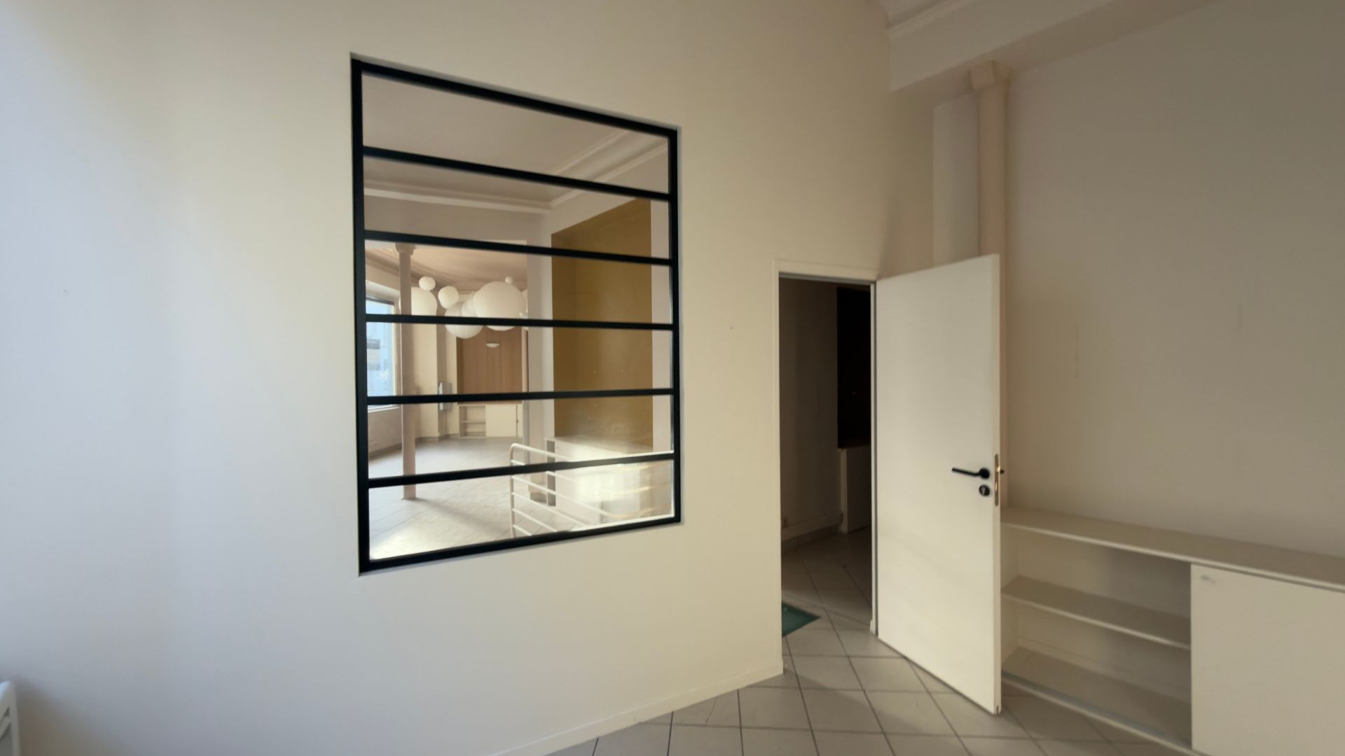 Location Commerce 106.07&nbsp;m² Paris 12