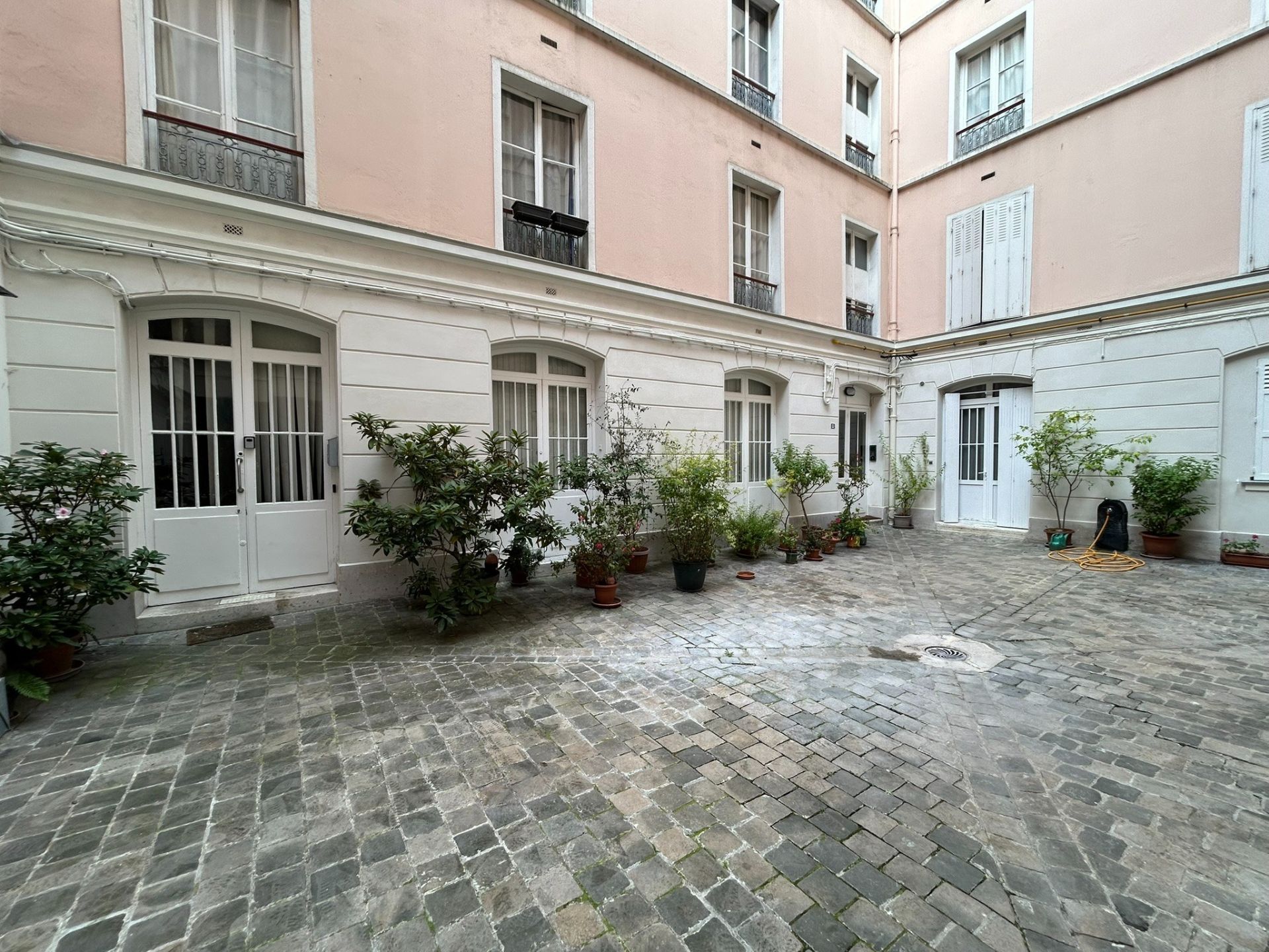 Vente Appartement 4&nbsp;Pièces 76.81&nbsp;m² Paris 10