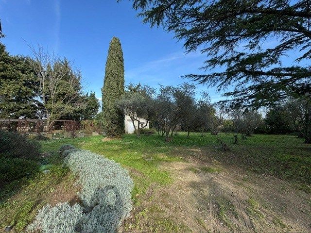 Vente Maison 11&nbsp;Pièces 550&nbsp;m² Saint-Martin-de-Crau