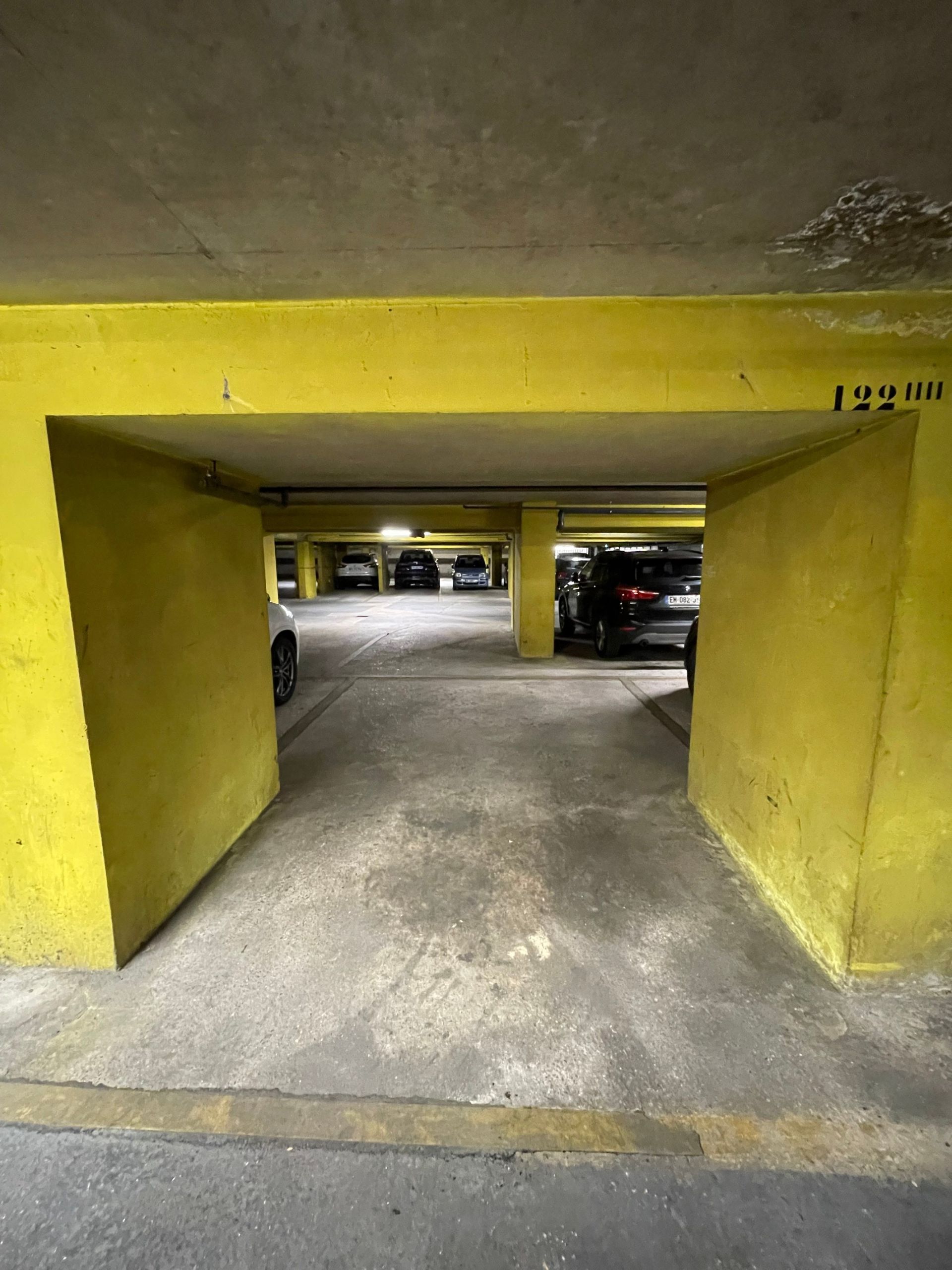 Location Parking 12&nbsp;m² Paris 11