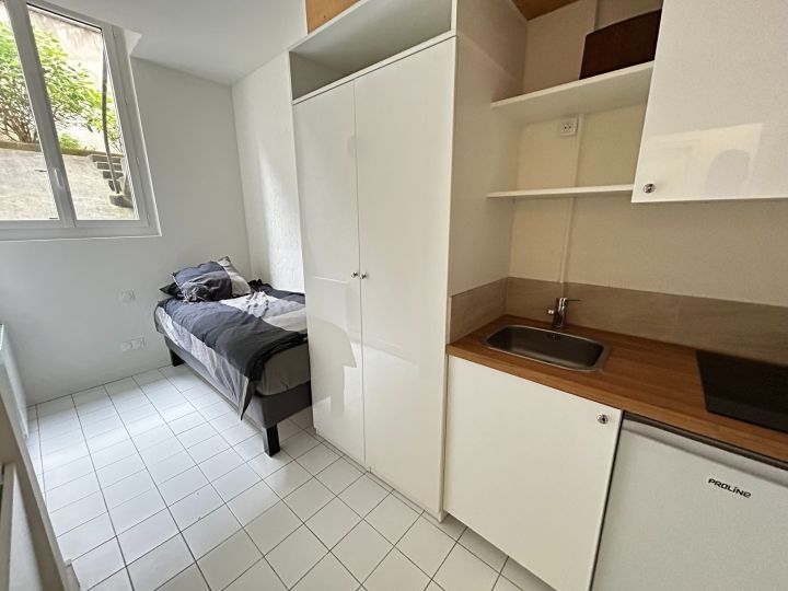 chambre de service 1 pièce en vente sur PARIS (75016)