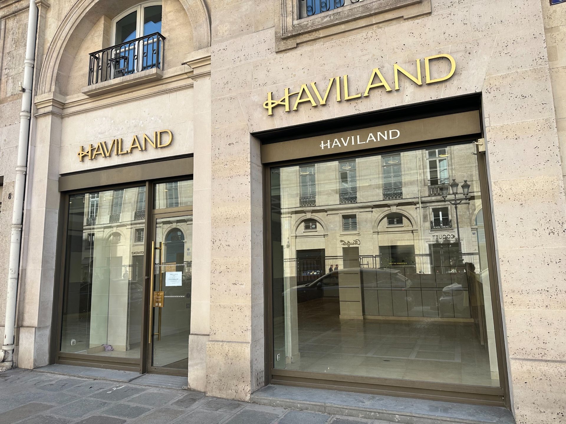 Location Commerce 118&nbsp;m² Paris 8