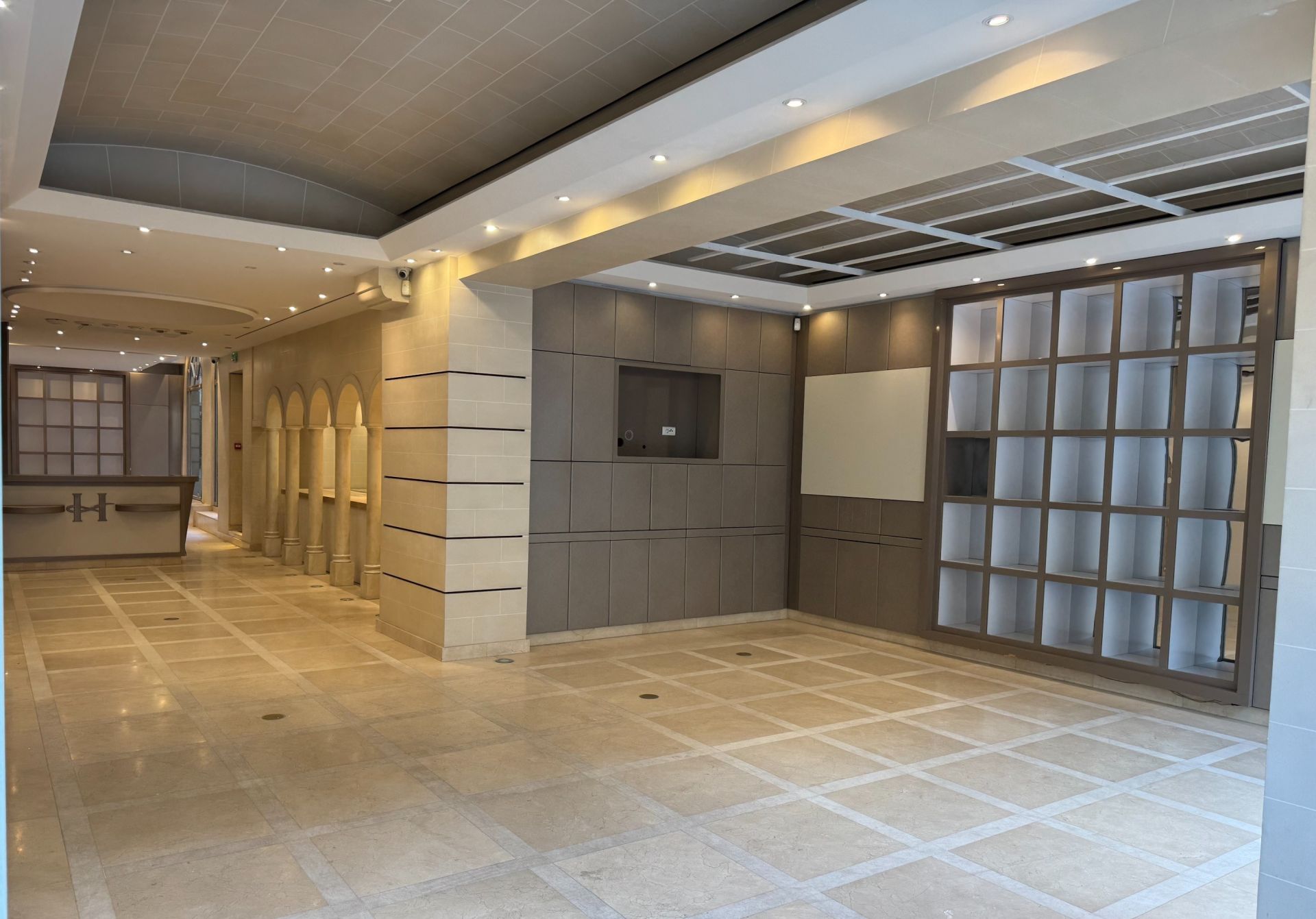 Location Commerce 118&nbsp;m² Paris 8