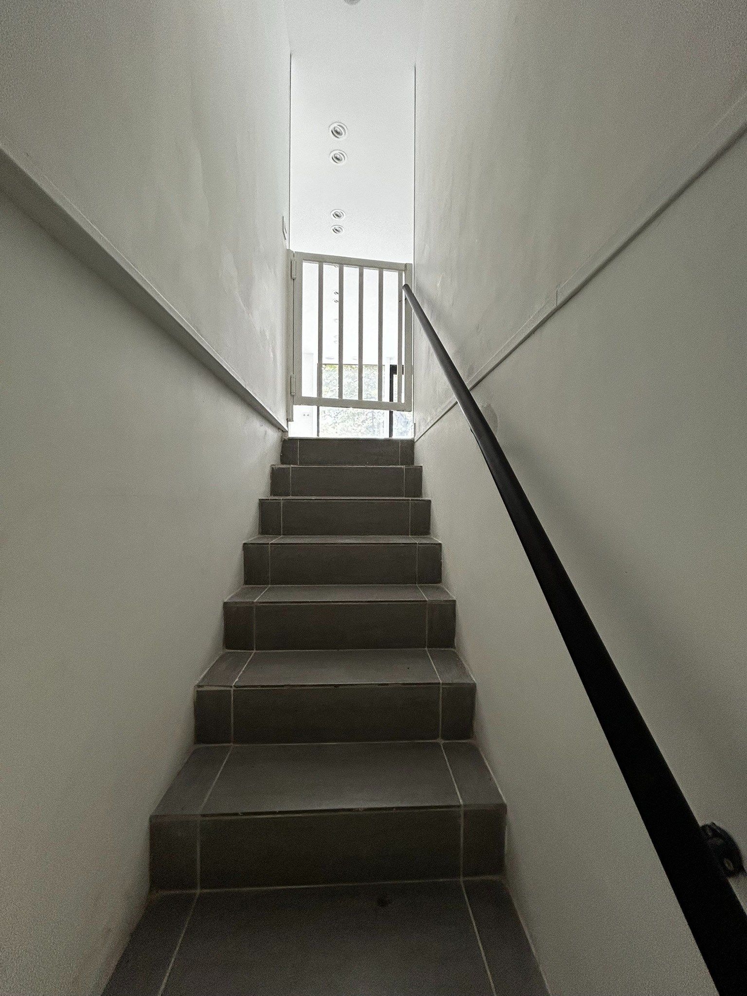 Location Commerce 119&nbsp;m² Paris 20