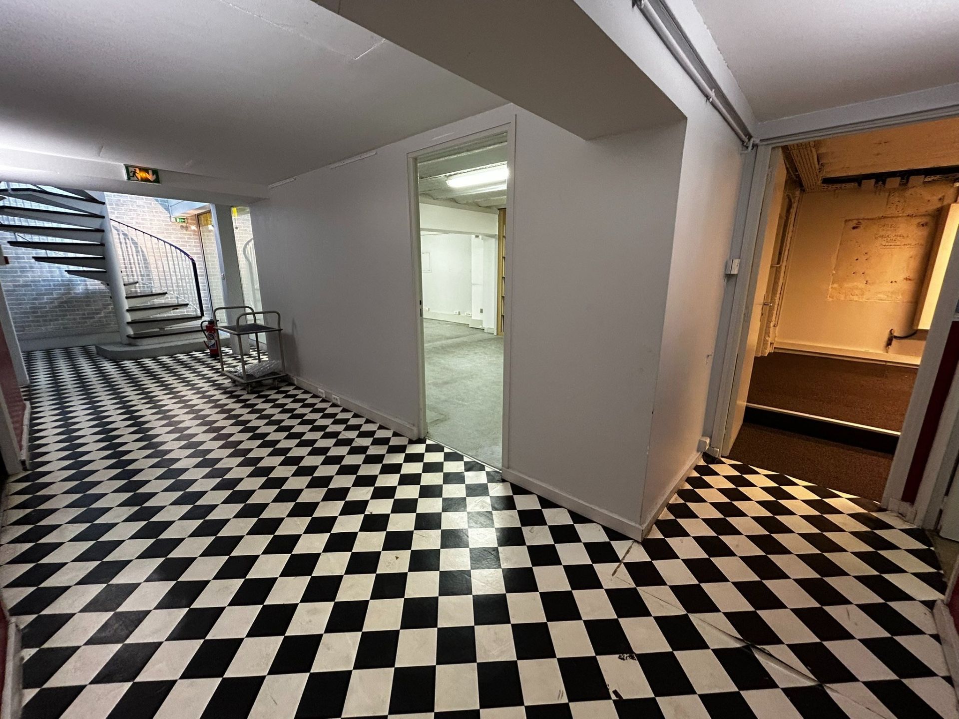 Location Bureaux 273&nbsp;m² Paris 14