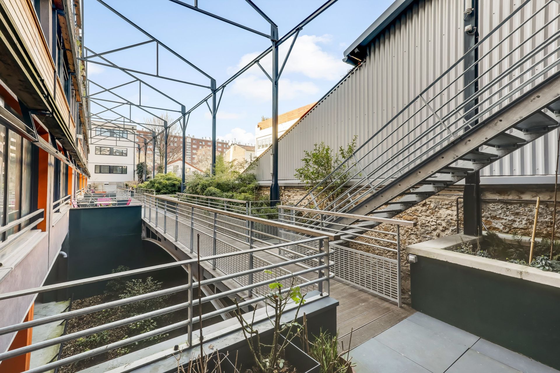 Vente Bureaux 66&nbsp;m² Le Pré-Saint-Gervais