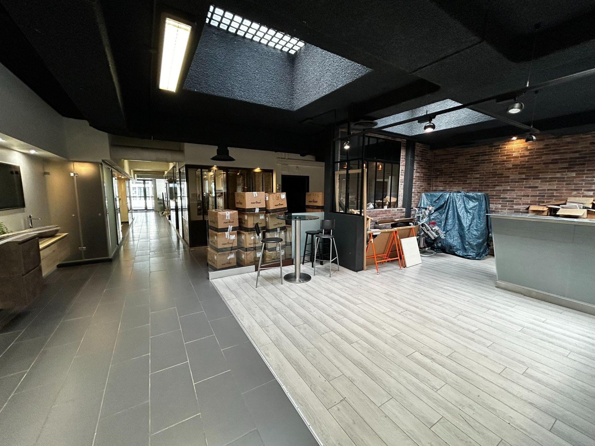 Location Commerce 335&nbsp;m² Paris 12