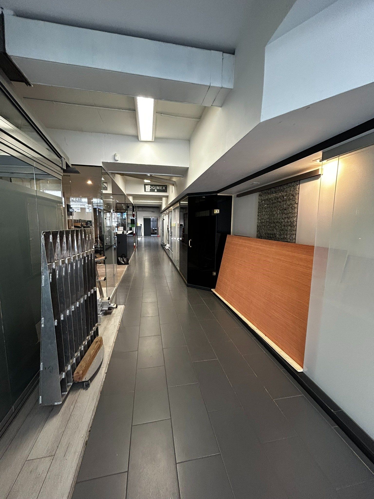 Location Commerce 335&nbsp;m² Paris 12