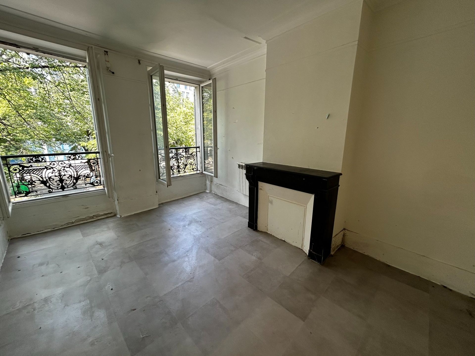 Vente Appartement 2&nbsp;Pièces 43.4&nbsp;m² Paris 18