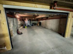 box en vente sur PARIS (75010)