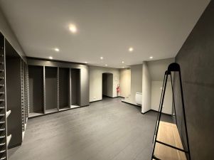 commerce en location sur PARIS (75008)