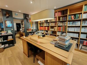 commerce en location sur PARIS (75008)