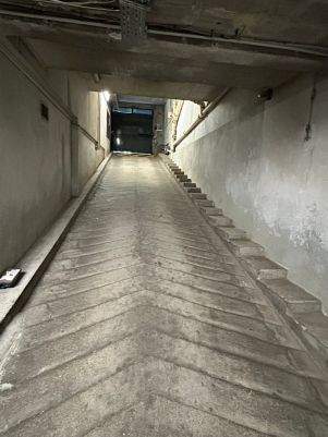 parking intérieur en vente sur PARIS (75116)