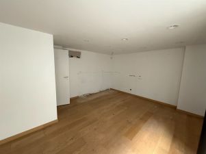 commerce en location sur PARIS (75017)