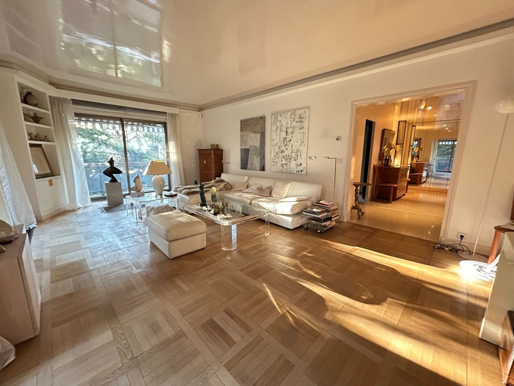 appartement 4 Pièces en vente sur NEUILLY SUR SEINE (92200) - Plus de details